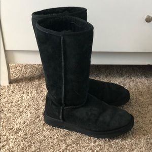 Tall black uggs